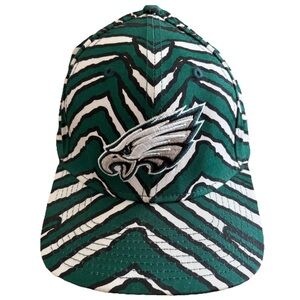 Philadelphia Eagles NFL Zubaz New Era 39Thirty Striped Fitted Hat Cap Retro
